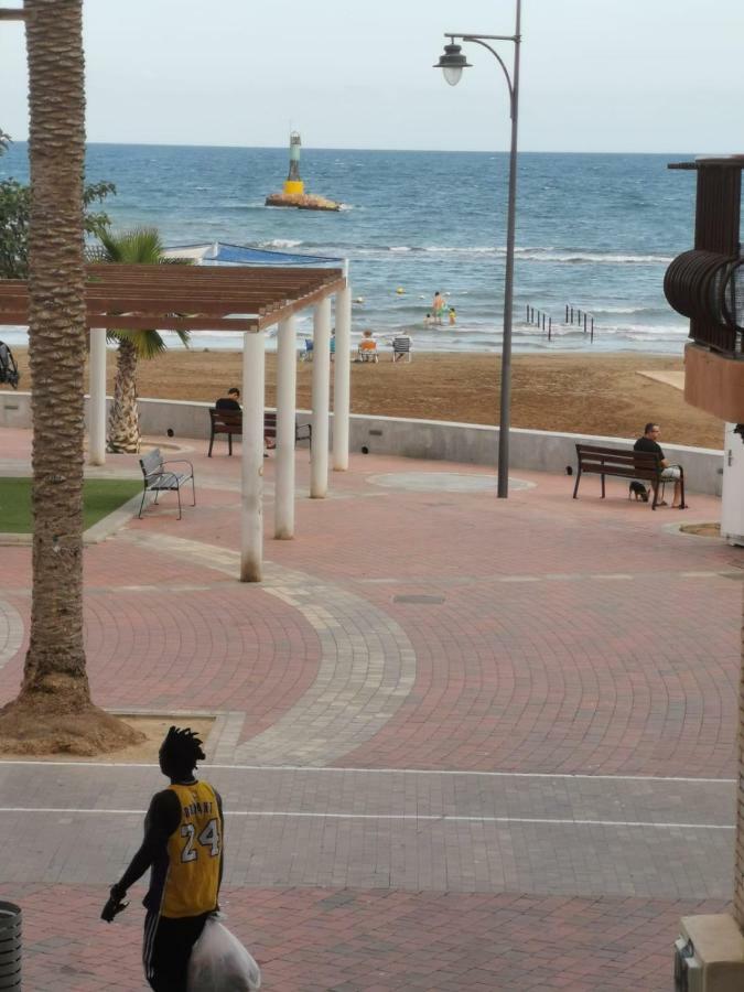 Apartamento En El Centro Del Puerto De Mazarronアパートメント エクステリア 写真