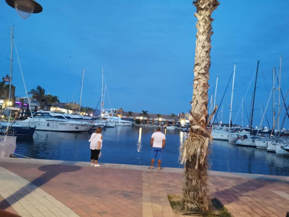 Apartamento En El Centro Del Puerto De Mazarronアパートメント エクステリア 写真