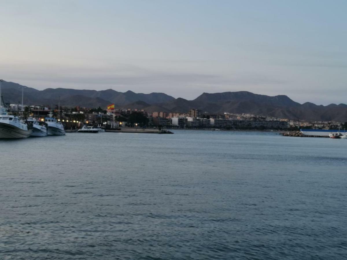 Apartamento En El Centro Del Puerto De Mazarronアパートメント エクステリア 写真